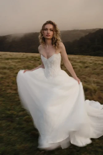 Sora French lace Bodice, cateye neckline, low back, strong corset.